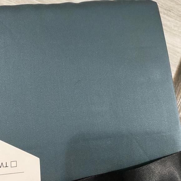 3pc solid TENCEL Duvet Cover Set - Picture 2 of 2